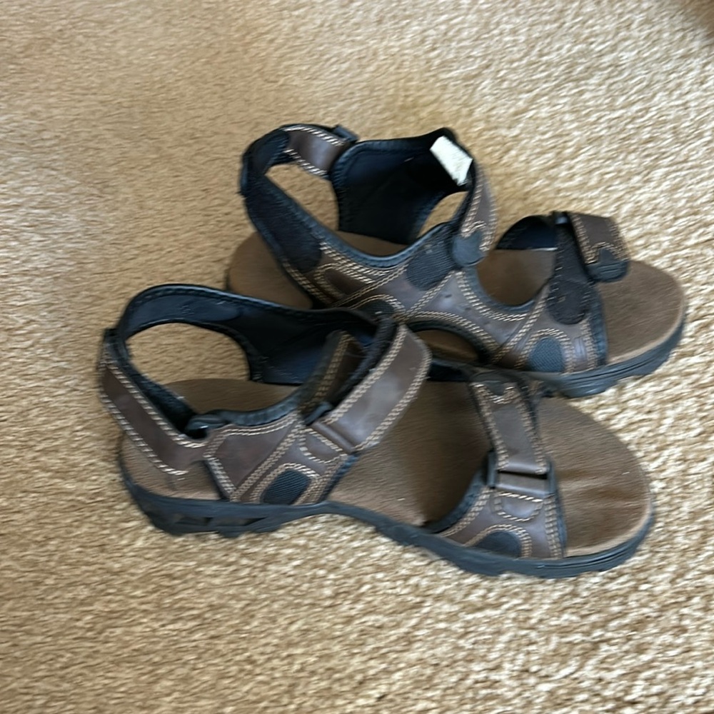 Worn few times 
Great condition 
Size 9 
Waverrider